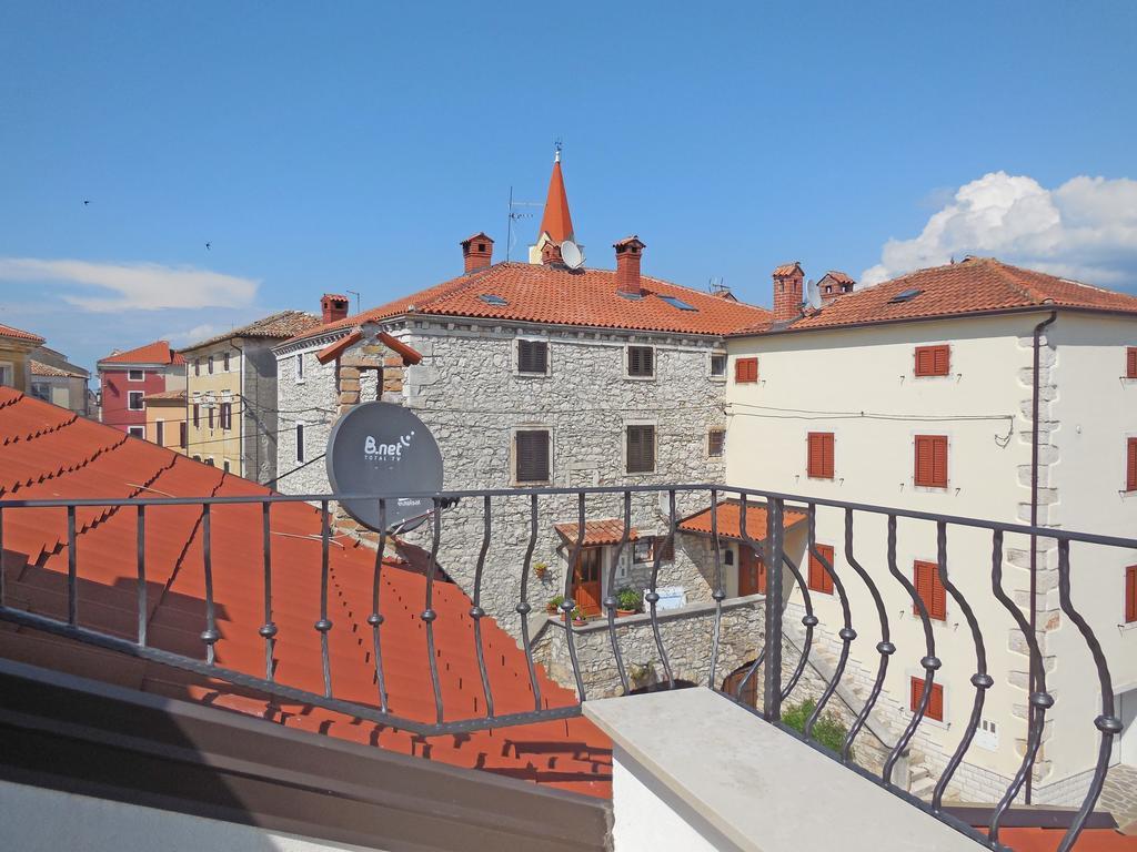 Stone House Apartments Brtonigla Buitenkant foto